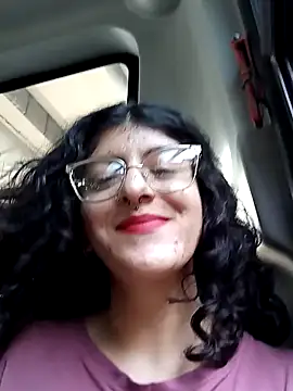 Snapshot of LoveElectra chatting on January 2025 02:46:01 PM LoveElectra online show from January 2025 02:46:01 PM