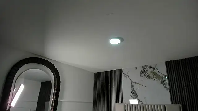 Lillyortiz online show from June 2026 08:14:02 PM