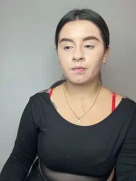 SaraBraun  online show from April 2026 05:41:01 PM