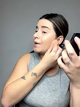 Snapshot of SaraBraun_ chatting on January 2026 05:31:02 PM SaraBraun online show from January 2026 05:31:02 PM