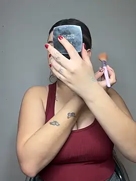 Snapshot of SaraBraun_ chatting on January 2026 06:23:01 PM SaraBraun online show from January 2026 06:23:01 PM