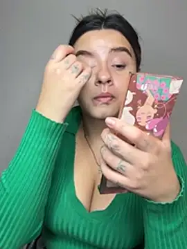 SaraBraun  online show from April 2026 05:05:02 PM