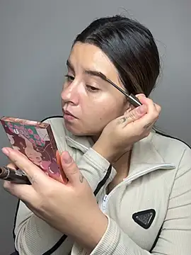 SaraBraun  online show from April 2026 05:42:01 PM