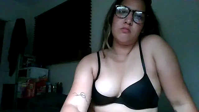 naughtynadia0502 online show from April 2026 03:41:01 AM