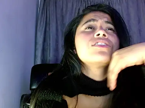 Snapshot of brihanna_lena chatting on October 2025 05:39:02 AM brihanna lena online show from October 2025 05:39:02 AM