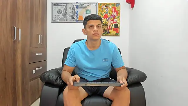 Snapshot of boss_of_cash chatting on September 2025 01:55:02 AM boss of cash online show from September 2025 01:55:02 AM