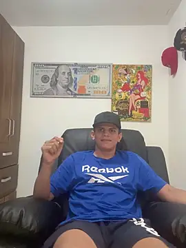 Snapshot of boss_of_cash chatting on September 2025 04:09:02 PM boss of cash online show from September 2025 04:09:02 PM