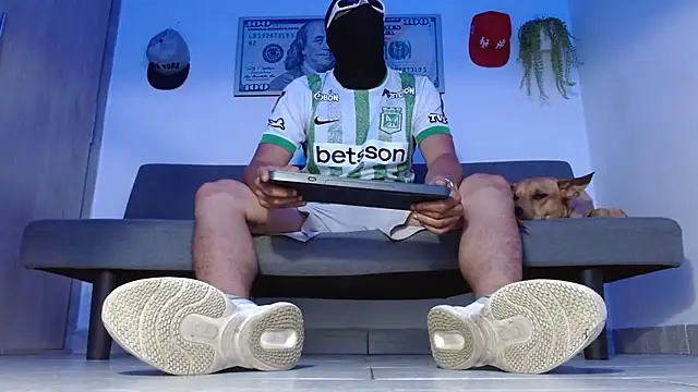 boss of cash online show from May 2026 04:05:01 AM