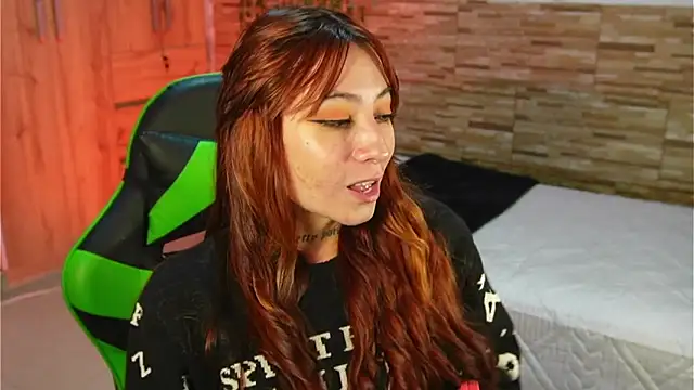 Snapshot of Michell_Wallker chatting on February 2026 06:30:01 PM Michell Wallker online show from February 2026 06:30:01 PM