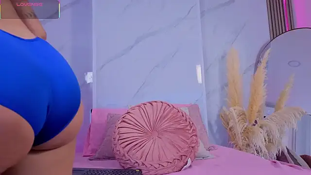 Snapshot of Chlooee__ chatting on October 2025 05:22:02 PM Chlooee online show from October 2025 05:22:02 PM