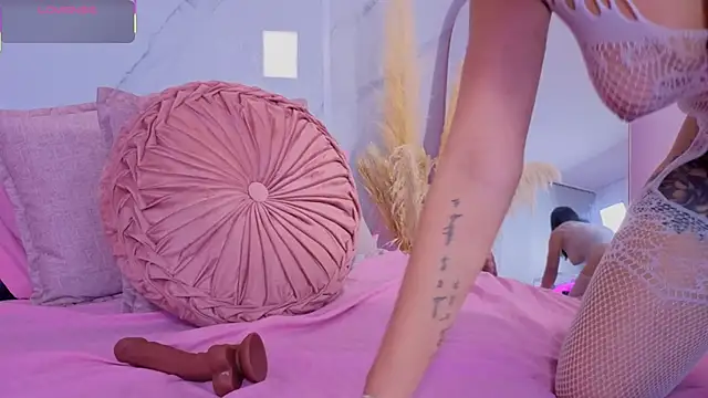 Snapshot of Chlooee__ chatting on October 2025 01:50:01 AM Chlooee online show from October 2025 01:50:01 AM