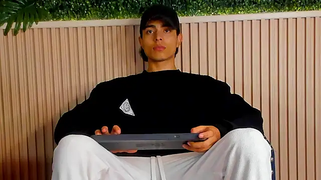 JoshRashfordd online show from September 2025 11:50:02 AM
