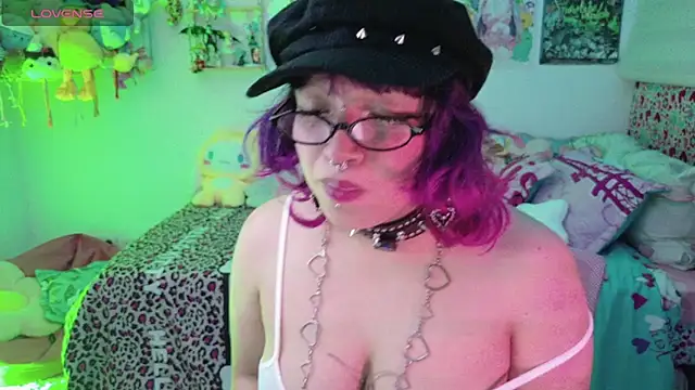 lady noize online show from April 2026 02:27:02 AM
