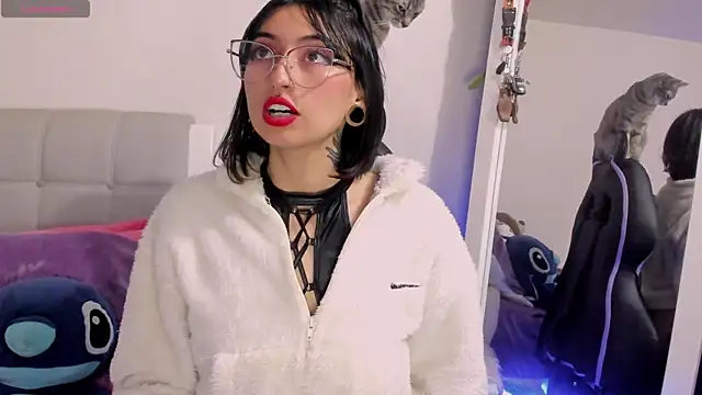 Any Roussee online show from March 2025 12:39:01 AM