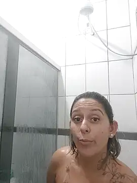 baixinhaloira online show from January 2025 01:52:01 AM