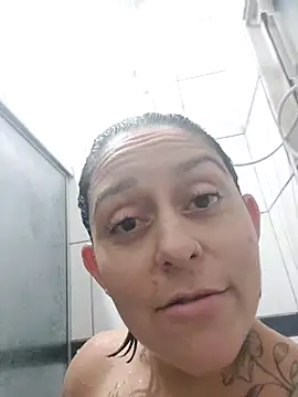 baixinhaloira online show from December 2024 12:32:02 AM