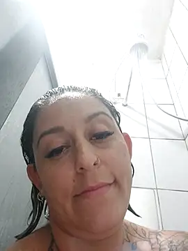 baixinhaloira online show from February 2025 02:29:01 AM