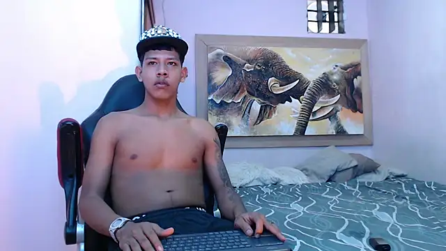 mr stiven  online show from March 2025 03:35:02 AM