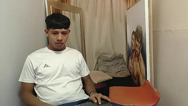 mr stiven  online show from November 2025 03:06:01 AM