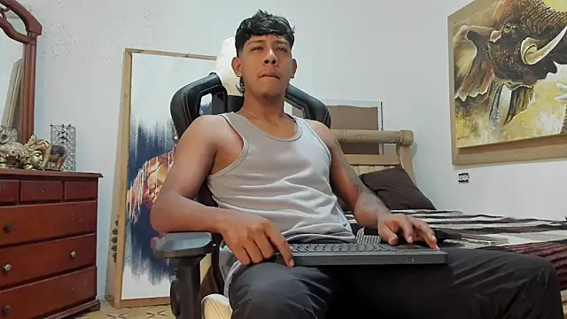 mr stiven  online show from March 2026 07:52:02 PM