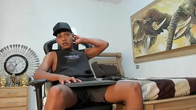 mr stiven  online show from March 2026 02:44:02 AM