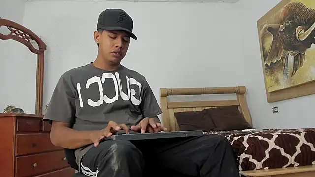 mr stiven  online show from February 2026 04:23:01 AM