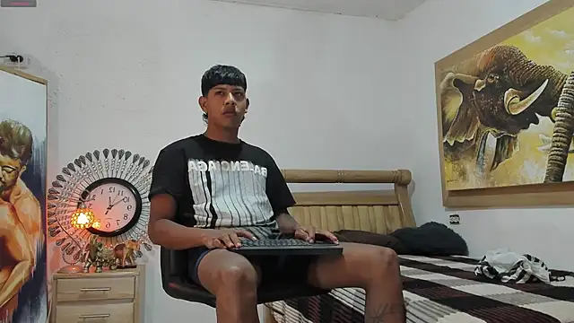 mr stiven  online show from May 2026 03:37:01 AM