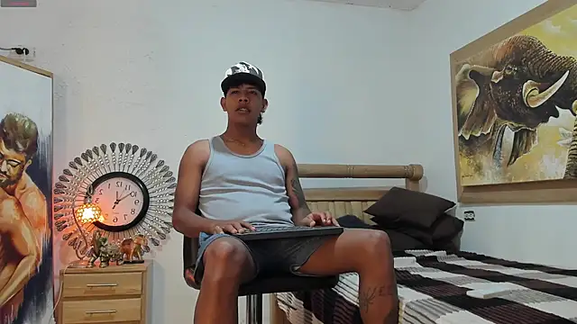 mr stiven  online show from May 2026 03:32:01 AM