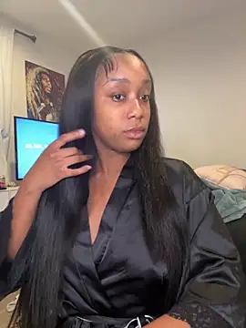 Snapshot of Charismasweets chatting on November 2025 09:31:01 PM Charismasweets online show from November 2025 09:31:01 PM