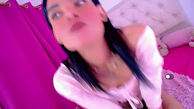 Theylor Rouse online show from July 2026 07:38:02 AM