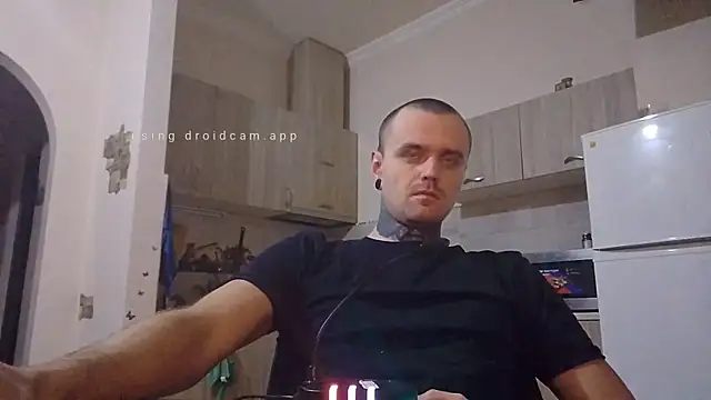 Snapshot of HappyZebra13 chatting on March 2025 07:06:02 PM HappyZebra13 online show from March 2025 07:06:02 PM