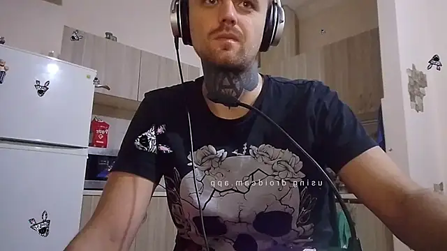 Snapshot of HappyZebra13 chatting on January 2025 08:54:01 PM HappyZebra13 online show from January 2025 08:54:01 PM