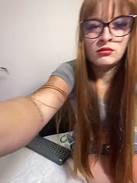 Snapshot of Liah_ferrer chatting on November 2025 11:25:02 AM Liah ferrer online show from November 2025 11:25:02 AM