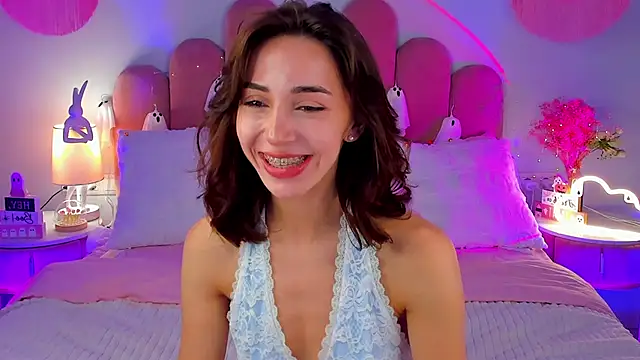 ElsaYoung online show from November 2025 08:25:02 PM