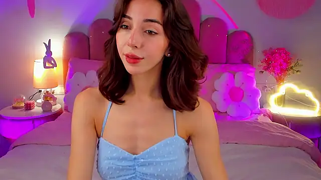 ElsaYoung online show from November 2025 08:25:01 PM