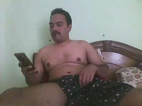 farhaanmacho online show from May 2026 09:02:01 AM