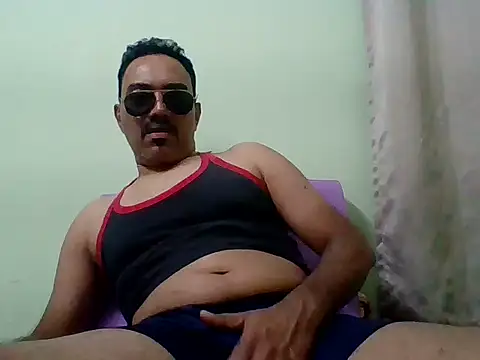 farhaanmacho online show from November 2025 03:34:01 PM