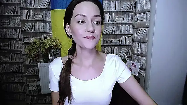 Lina Star S online show from November 2025 09:15:02 AM