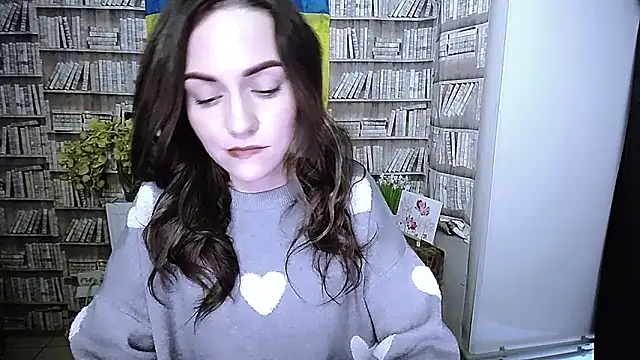 Lina Star S online show from November 2025 07:13:01 AM