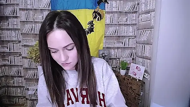 Lina Star S online show from October 2025 08:26:02 AM