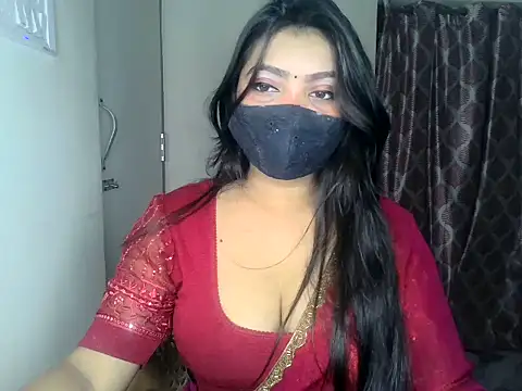 Snapshot of ishi_Beauty chatting on October 2025 06:25:01 AM ishi Beauty online show from October 2025 06:25:01 AM
