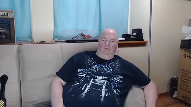 Snapshot of harley99574 chatting on November 2025 01:11:01 PM harley99574 online show from November 2025 01:11:01 PM