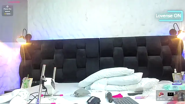 Camila  Gomez online show from November 2025 12:38:02 PM