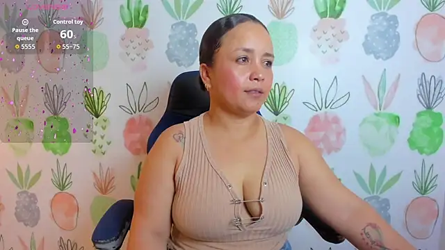 linda rios  online show from October 2025 07:26:02 PM