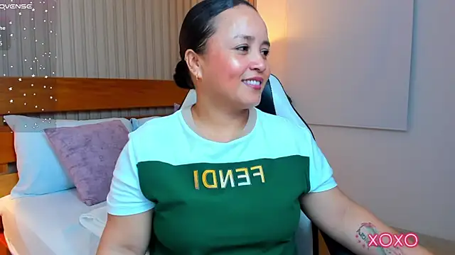 linda rios  online show from June 2026 08:42:02 PM