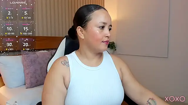 linda rios  online show from June 2026 08:40:02 PM