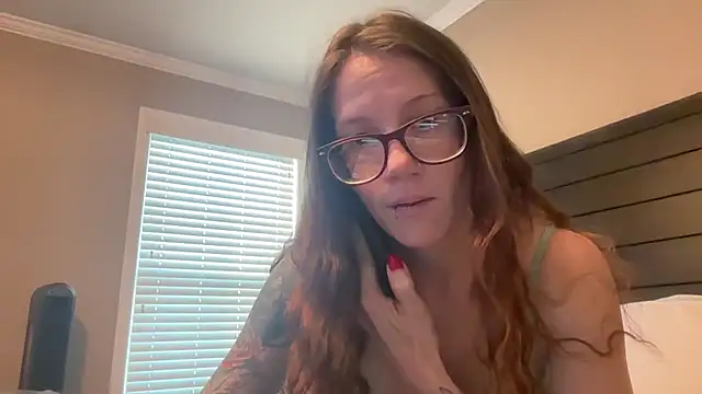 Snapshot of yourstrulylivy69 chatting on February 2025 04:37:02 PM yourstrulylivy69 online show from February 2025 04:37:02 PM