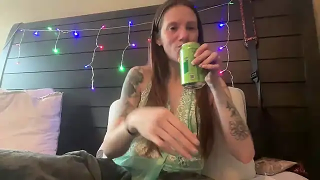 Snapshot of yourstrulylivy69 chatting on March 2025 03:00:01 PM yourstrulylivy69 online show from March 2025 03:00:01 PM