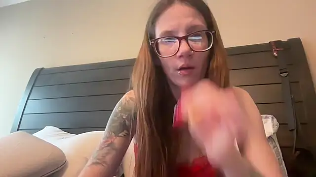 Snapshot of yourstrulylivy69 chatting on February 2025 08:05:01 PM yourstrulylivy69 online show from February 2025 08:05:01 PM