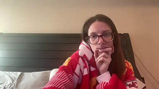 Snapshot of yourstrulylivy69 chatting on February 2025 04:29:01 PM yourstrulylivy69 online show from February 2025 04:29:01 PM